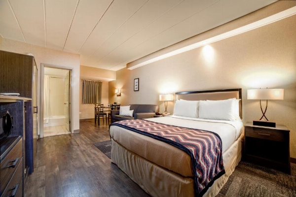 Carlton Inn Midway image 40